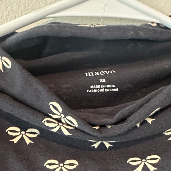 Maeve Black Top with White Bow Pattern - Picture 2 of 5